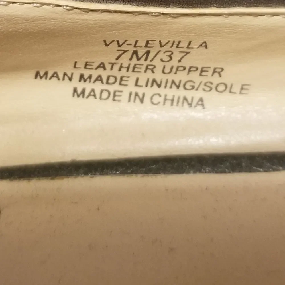 Vince Camuto Loafer